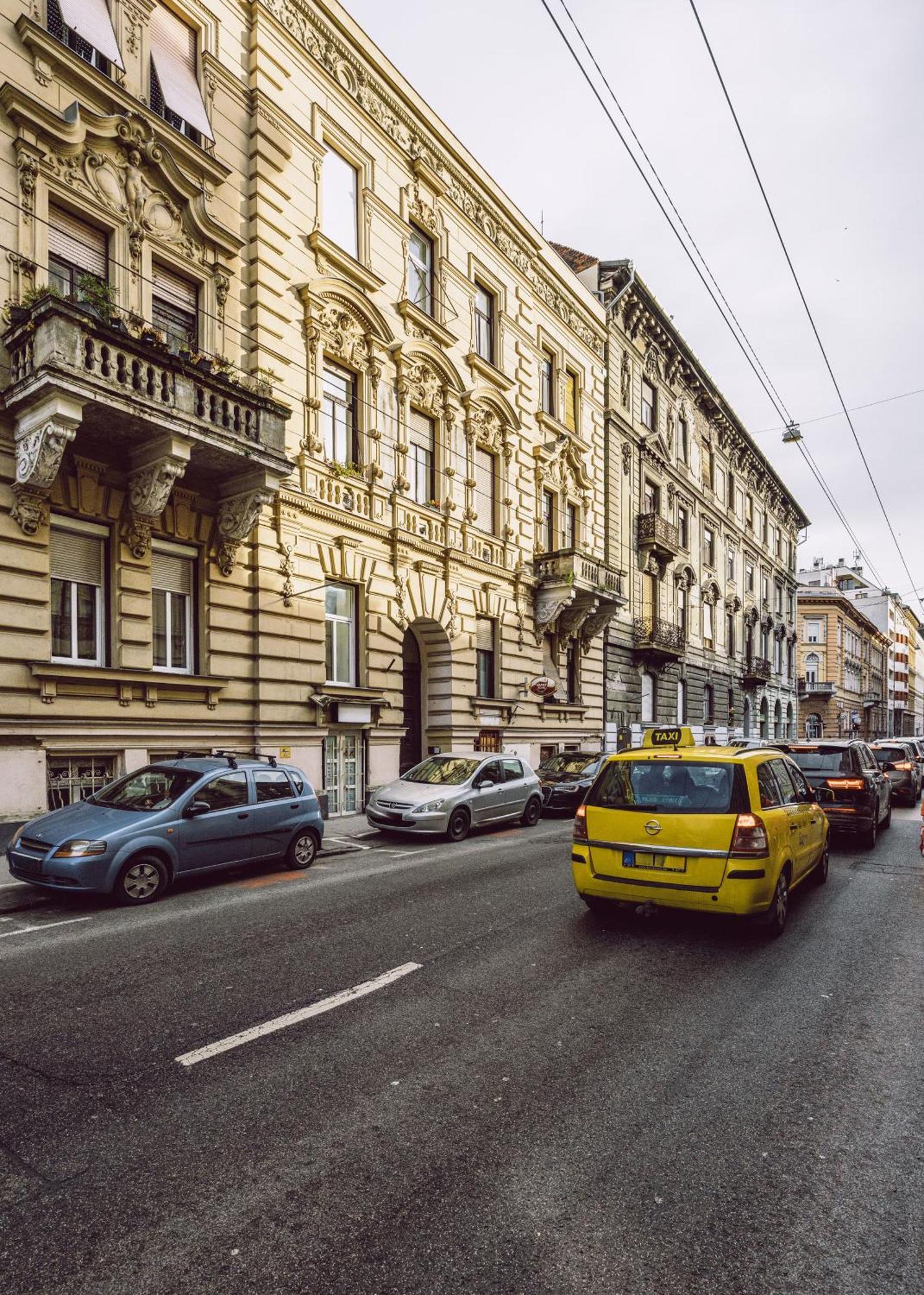 Modern Westend Citycenter Home Budapeste Exterior foto